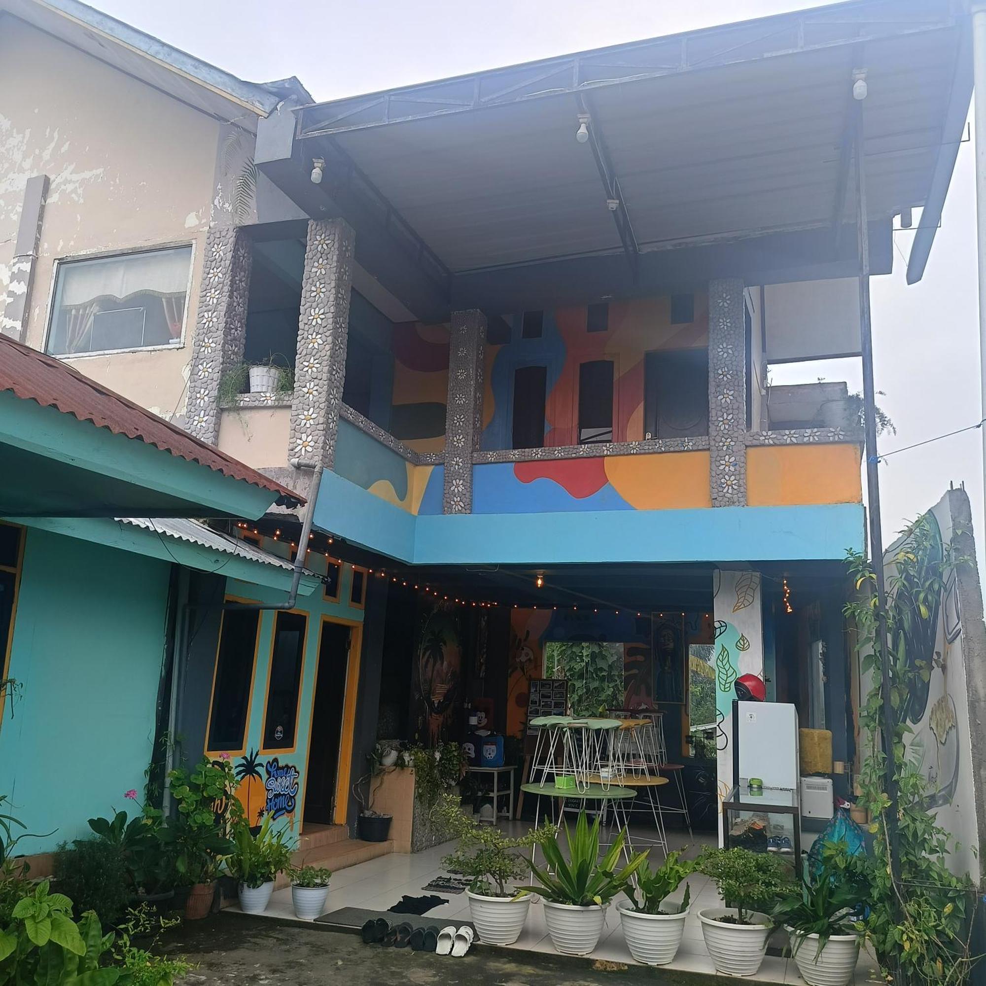 Kristian Homestay Bajawa الغرفة الصورة